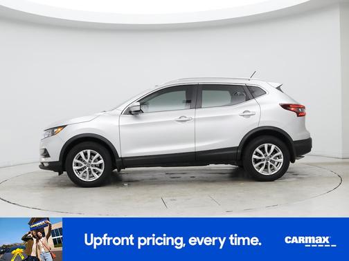 2022 Nissan Rogue Sport SV