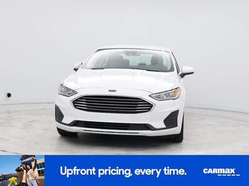 White 2019 Ford Fusion SE