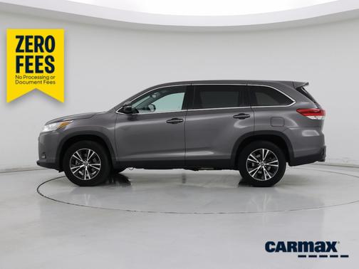 Gray 2019 Toyota Highlander LE
