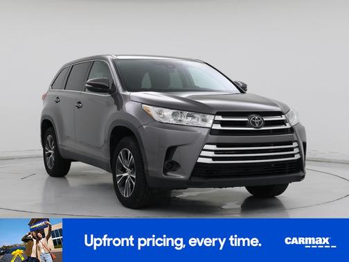 Gray 2019 Toyota Highlander LE