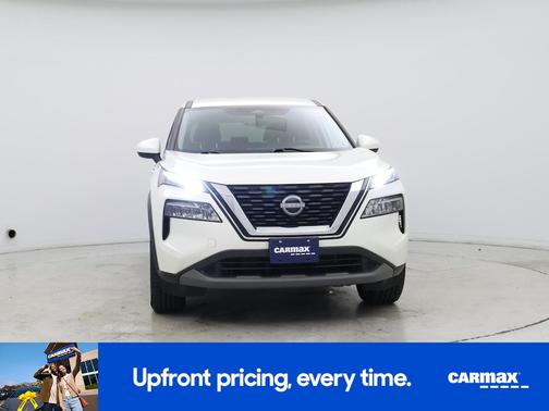 White 2023 Nissan Rogue SV