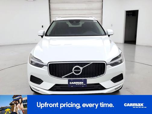 2021 Volvo XC60 T5 Momentum