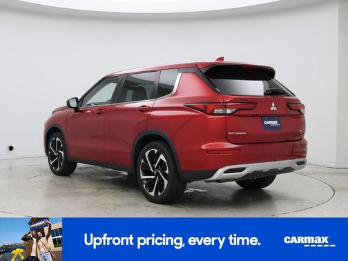 Red 2022 Mitsubishi Outlander SE