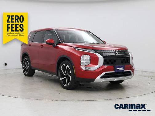 Red 2022 Mitsubishi Outlander SE