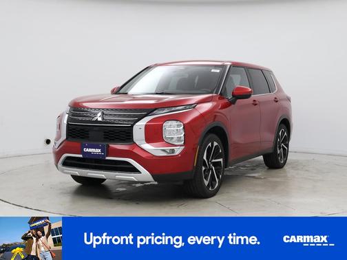 Red 2022 Mitsubishi Outlander SE