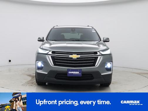 Green 2023 Chevrolet Traverse LT Leather