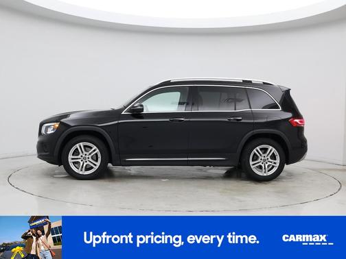Black 2022 Mercedes-Benz GLB 250