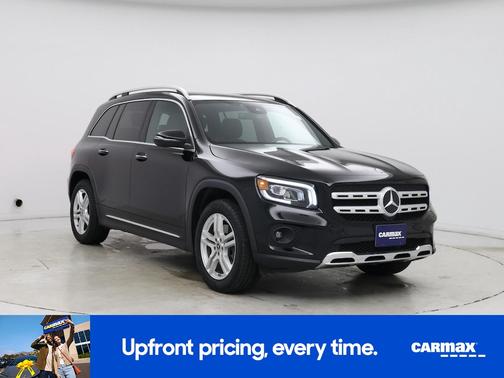 Black 2022 Mercedes-Benz GLB 250