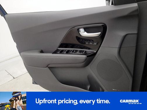 Blue 2019 Kia Niro Touring