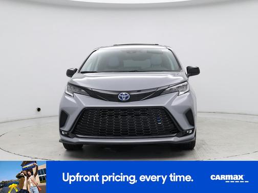 2025 Toyota Sienna XSE