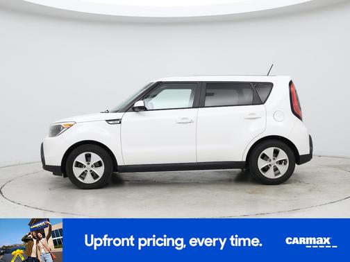 White 2015 Kia Soul
