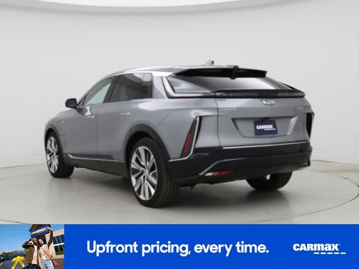 2024 Cadillac LYRIQ Luxury 3