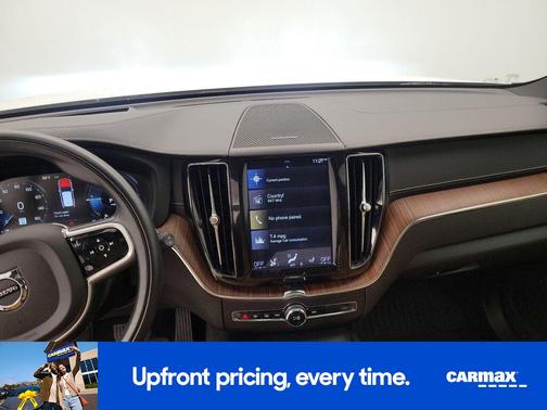 2019 Volvo XC60 Recharge Plug-In Hybrid T8 Inscription