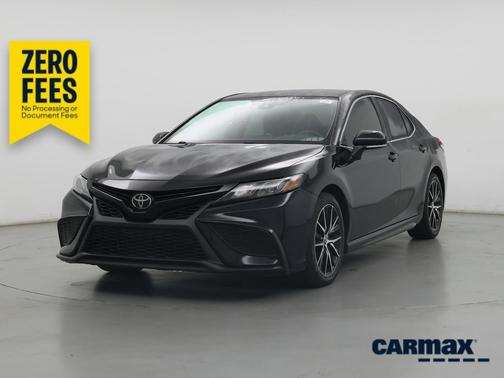 Black 2023 Toyota Camry SE