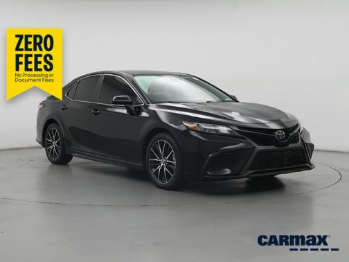 Black 2023 Toyota Camry SE