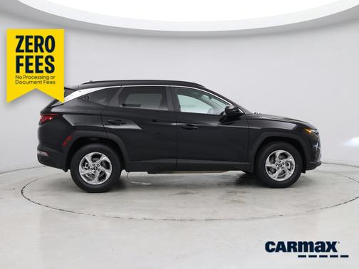 Black 2024 Hyundai TUCSON SEL