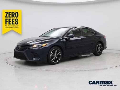 Blue 2018 Toyota Camry SE