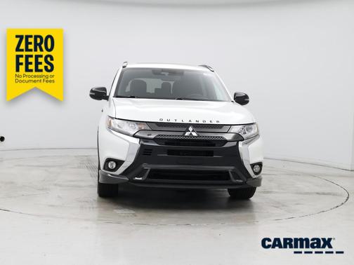 White 2020 Mitsubishi Outlander SP