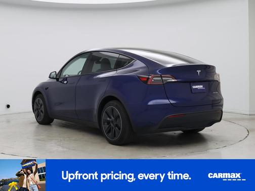 Blue 2024 Tesla Model Y Long Range