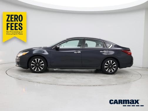 Gray 2018 Nissan Altima SV