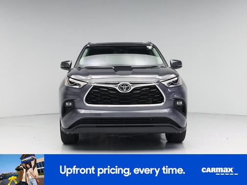 Gray 2023 Toyota Highlander Limited