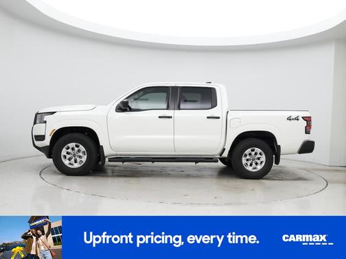 White 2025 Nissan Frontier S