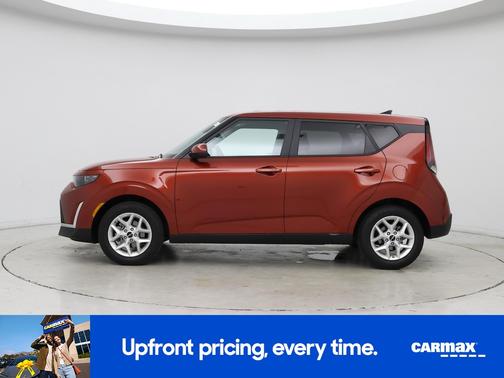 Orange 2025 Kia Soul LX