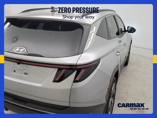 Silver 2024 Hyundai TUCSON SEL