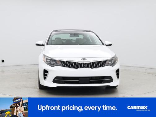 White 2017 Kia Optima SXL