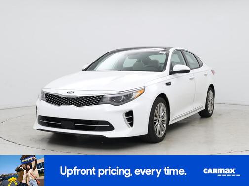White 2017 Kia Optima SXL