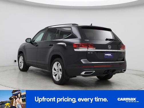 Black 2023 Volkswagen Atlas SE w/Tech