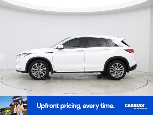 White 2023 INFINITI QX50 Luxe