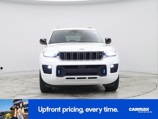 White 2023 Jeep Grand Cherokee 4xe Overland