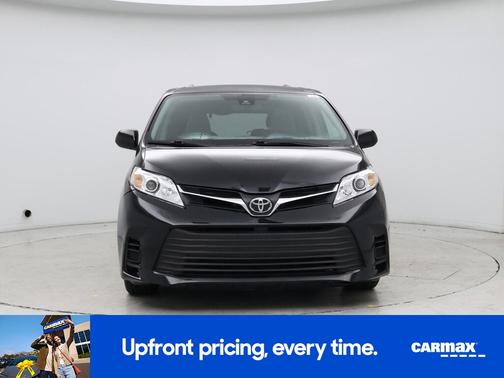 2018 Toyota Sienna LE