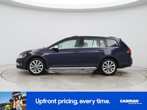 Blue 2017 Volkswagen Golf Alltrack SE