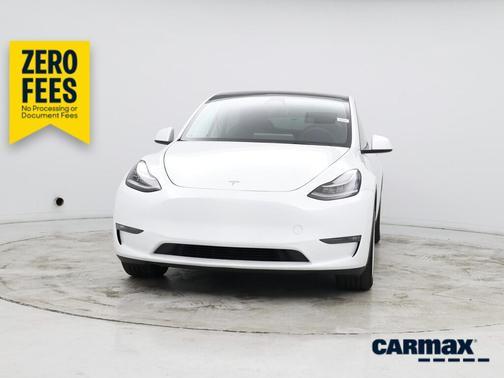 White 2023 Tesla Model Y Long Range