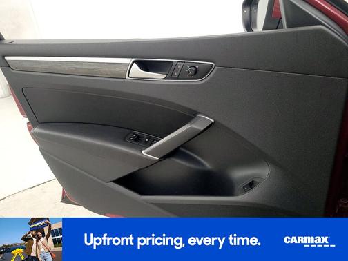 2018 Volkswagen Passat SE