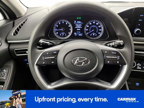 2022 Hyundai SONATA SEL