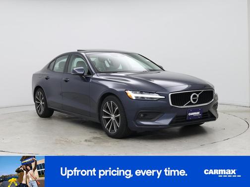 2021 Volvo S60 T5 Momentum