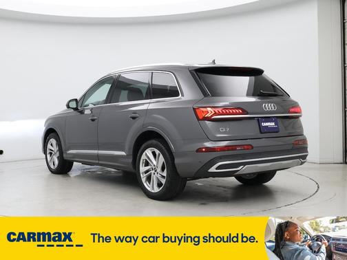 2023 Audi Q7 Premium Plus