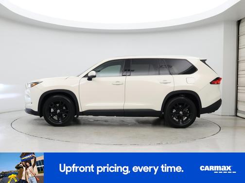 White 2024 Toyota Grand Highlander Platinum