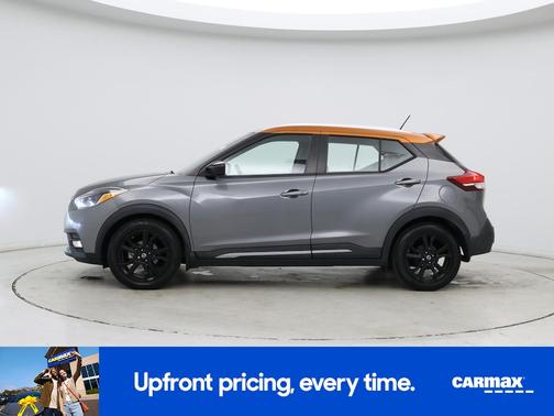 2020 Nissan Kicks SR