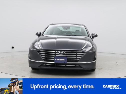 Gray 2023 Hyundai SONATA SE