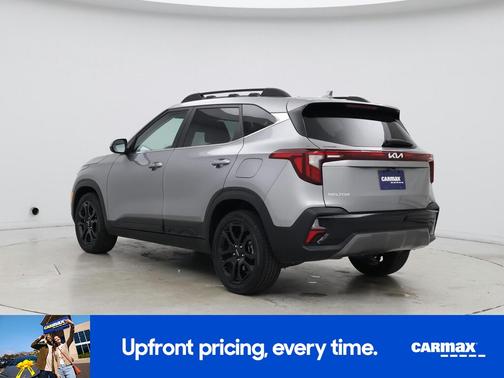 Gray 2024 Kia Seltos X-Line