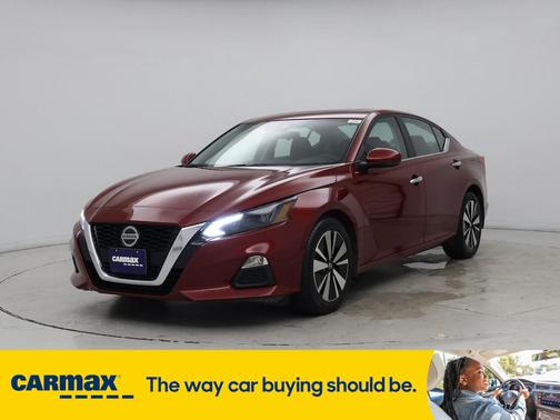 2022 Nissan Altima SV