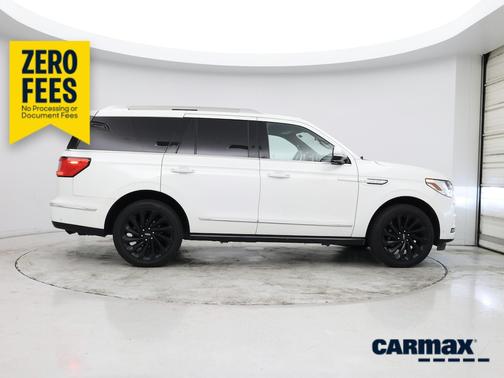 White 2020 Lincoln Navigator Reserve