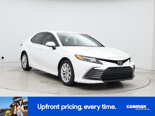 White 2023 Toyota Camry LE