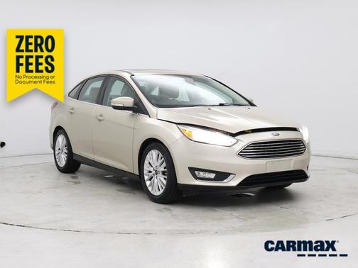 Gold 2018 Ford Focus Titanium