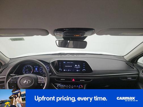 2023 Hyundai SONATA SE