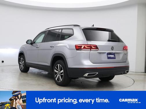 Silver 2022 Volkswagen Atlas SE